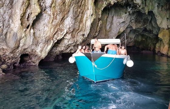 M/B Motor boat