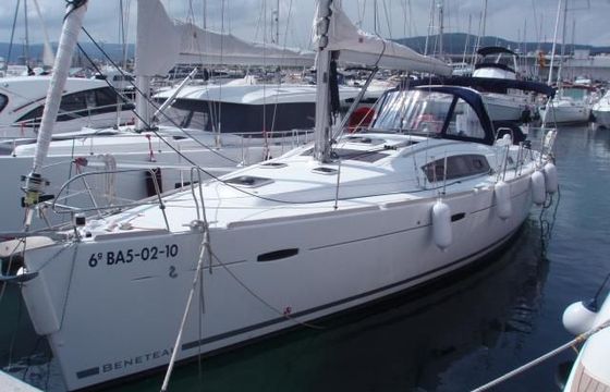 Beneteau Oceanis 43