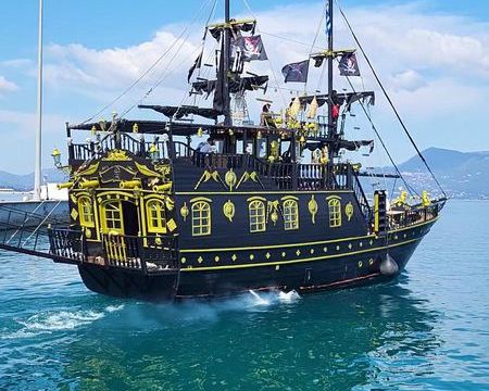 Custom Pirate Ship