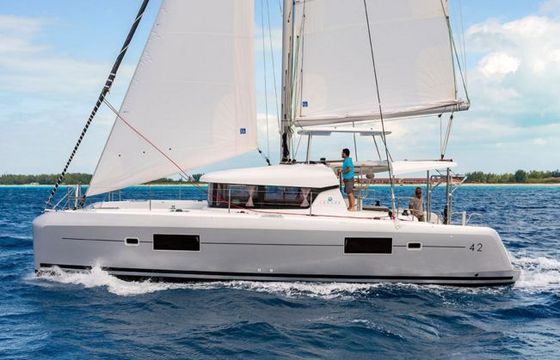 Lagoon 42
