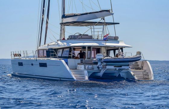 Lagoon 560 S2