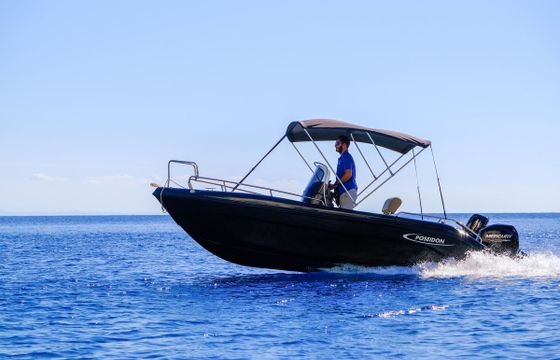 Poseidon Blue Water 170