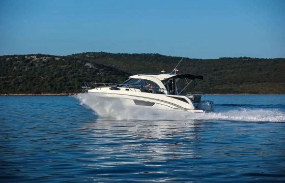 Beneteau Antares 9