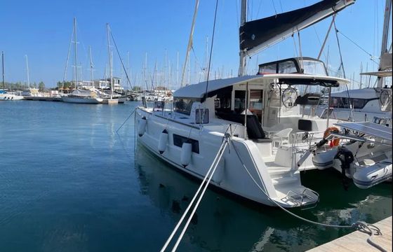 Lagoon 40