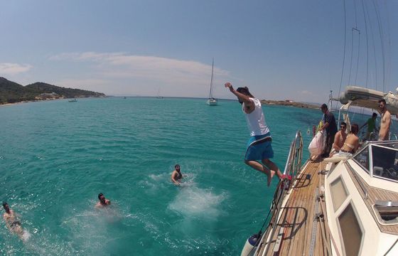 Atlantic Yachts Freedom 65