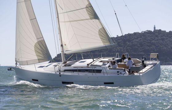 Dufour 430