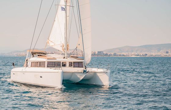 Lagoon 421