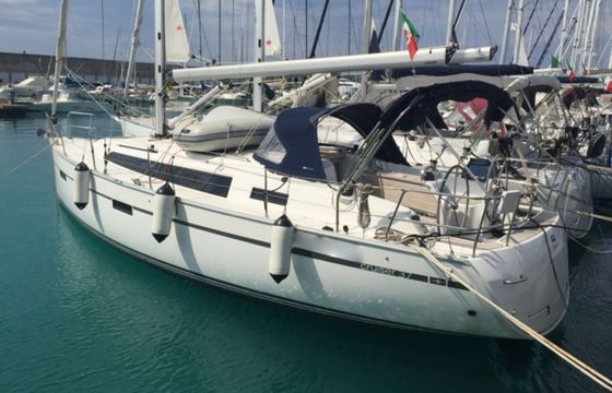 Bavaria Cruiser 37