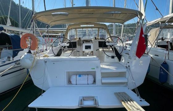 Dufour 430 GL
