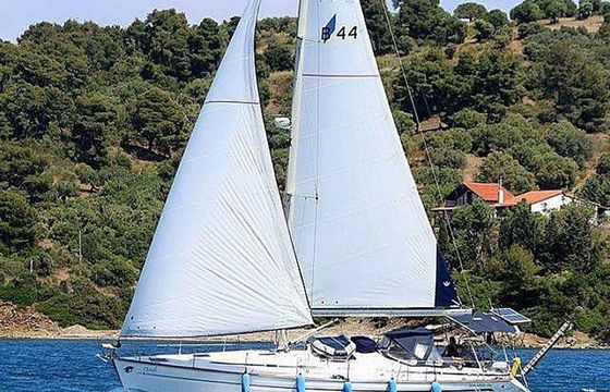 Bavaria 44