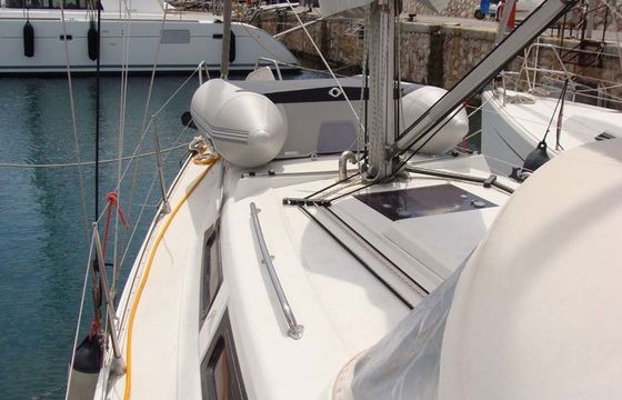 Hanse 325