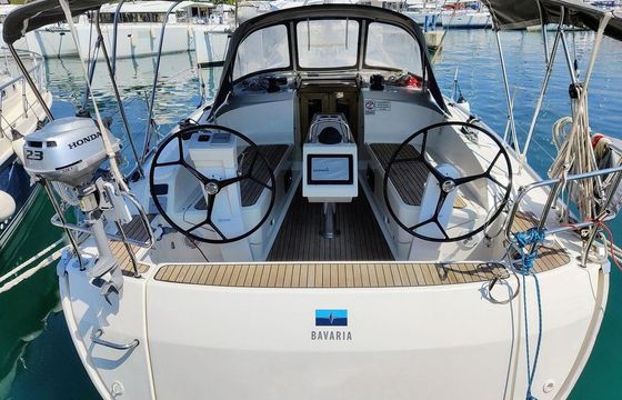 Bavaria Cruiser 37