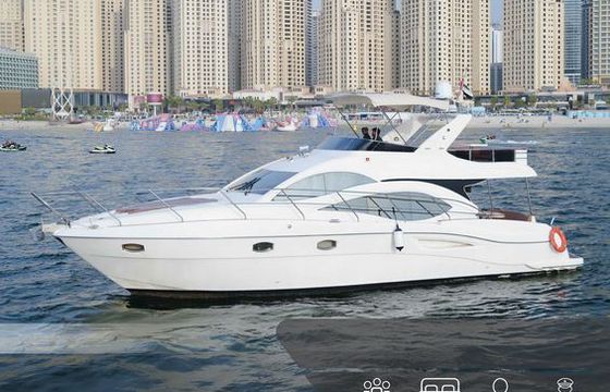 M/Y 52