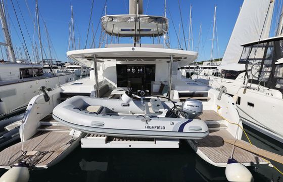 Lagoon 51