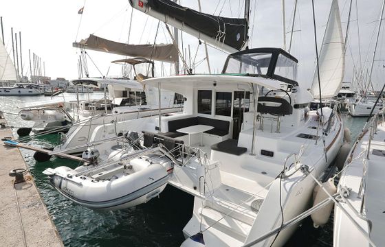 Lagoon 40
