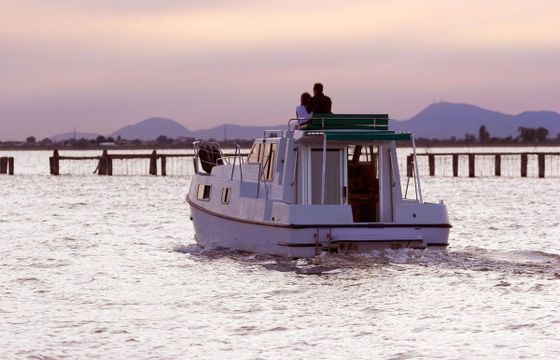Houseboat 29ft