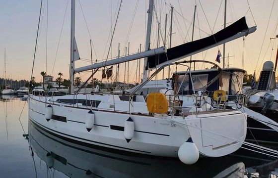 Dufour 520 GL