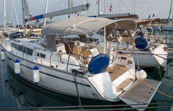 Bavaria Cruiser 37