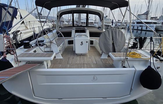 Beneteau Oceanis 51.1