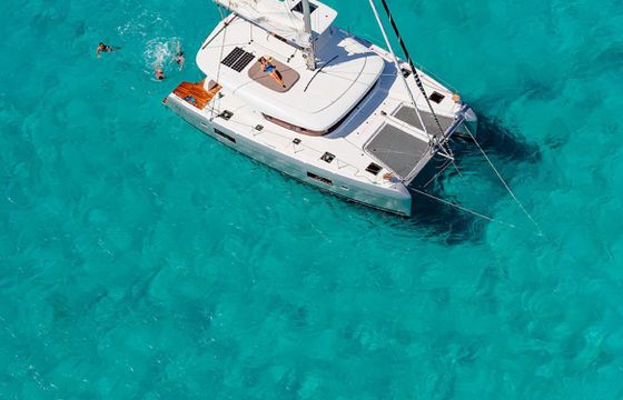 Lagoon 42