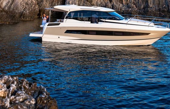 Jeanneau Merry Fisher 1295 Fly