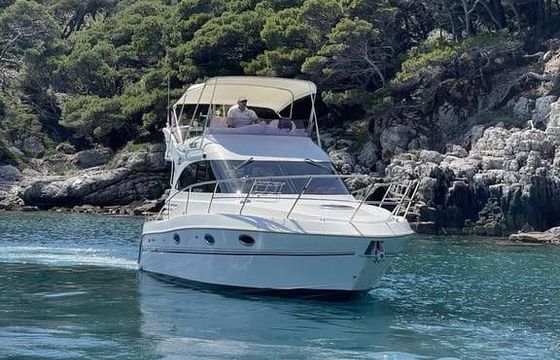 Galeon 330 FLY