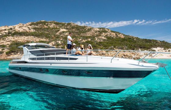 Pershing 52
