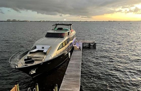 Crescent Yachts 112