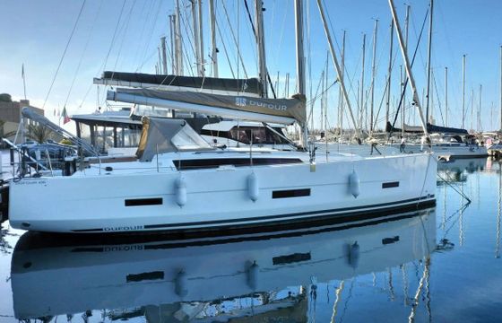 Dufour 430