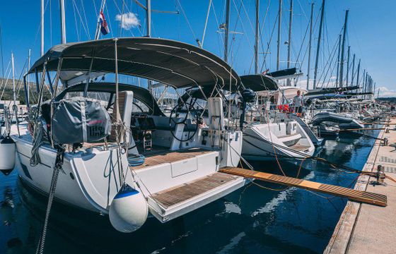 Hanse 418
