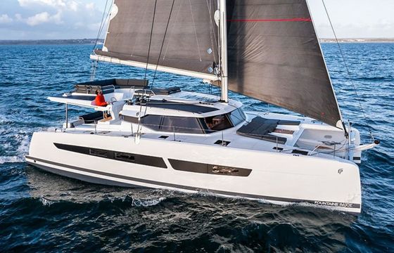 Fountaine Pajot Aura 51