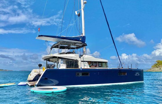 Lagoon 52