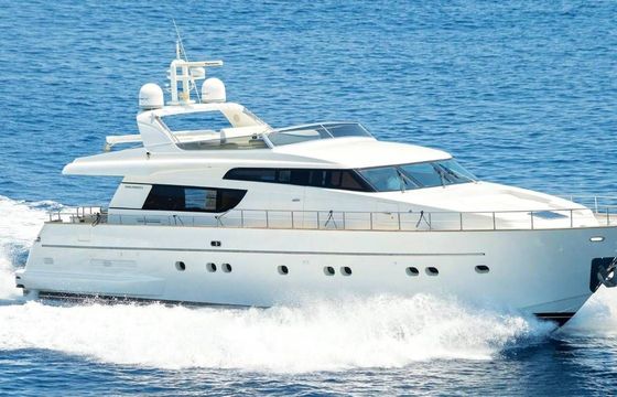 Sanlorenzo 72ft
