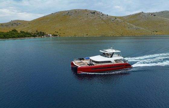 Lagoon Sixty 7