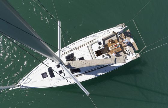 Dufour 430
