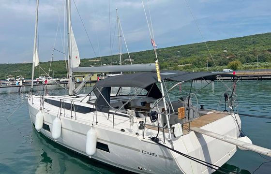 Bavaria C45 Style