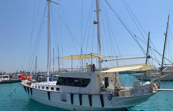 M/Y 46