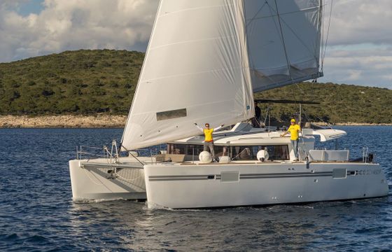 Lagoon 450 F
