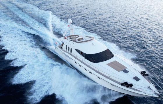M/Y Princess 20M