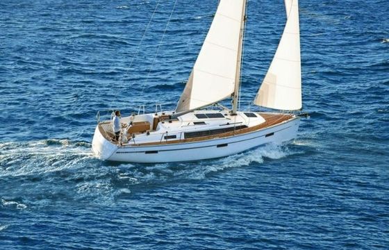 Bavaria Cruiser 37