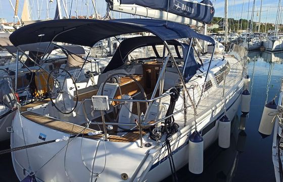 Bavaria Cruiser 37
