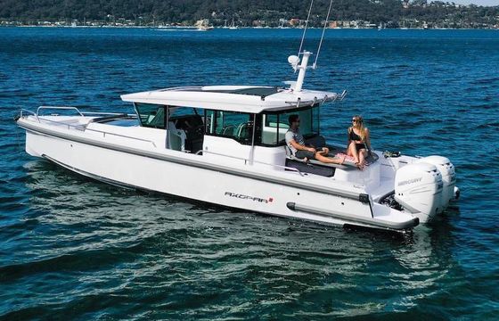 Axopar 37 Cross Cabin