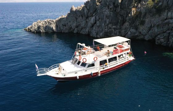 M/B Dive Boat