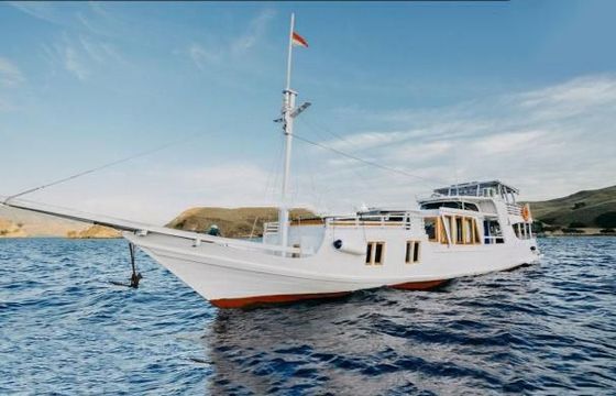 Custom yacht