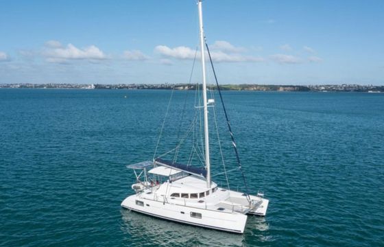 Lagoon 380 Owner Version