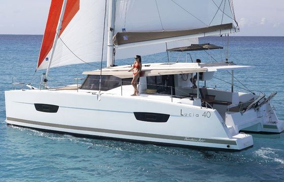 Fountaine Pajot 40
