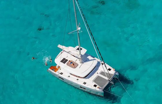 Lagoon 42
