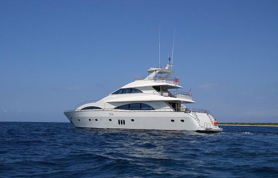 Custom Motoryacht