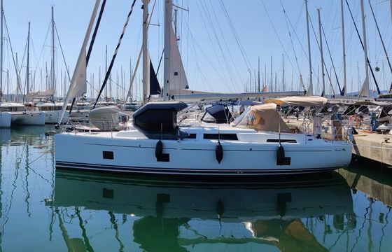 Hanse 418