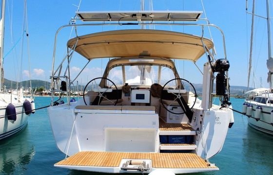 Dufour 390 Grand Large